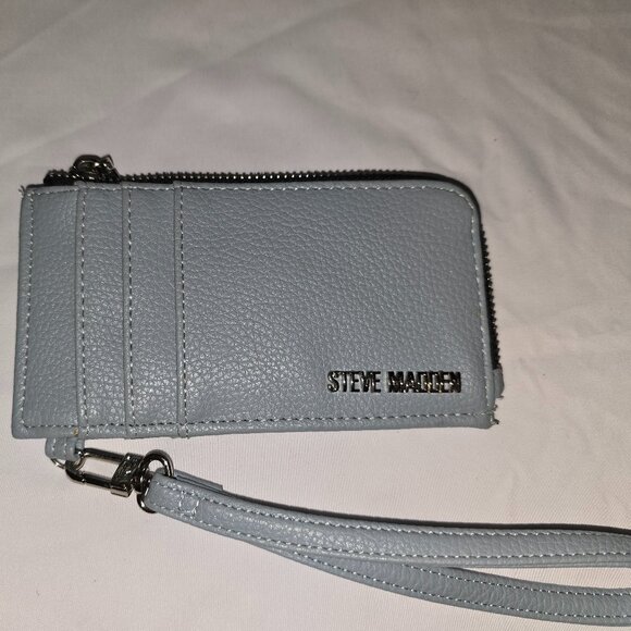Steve Madden Periwinkle Key and Card Holder Wristlet, NWOT - Picture 2 of 5